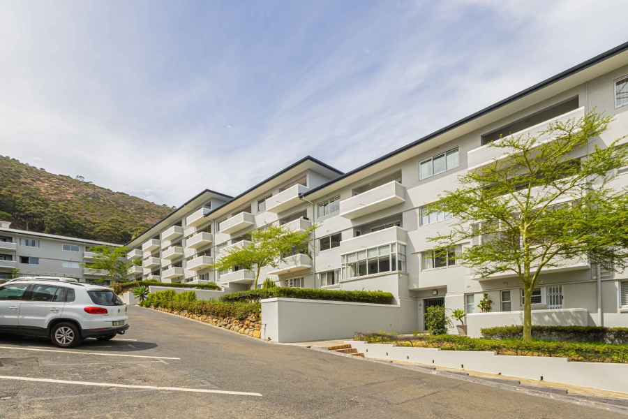 2 Bedroom Property for Sale in Sea Point Western Cape